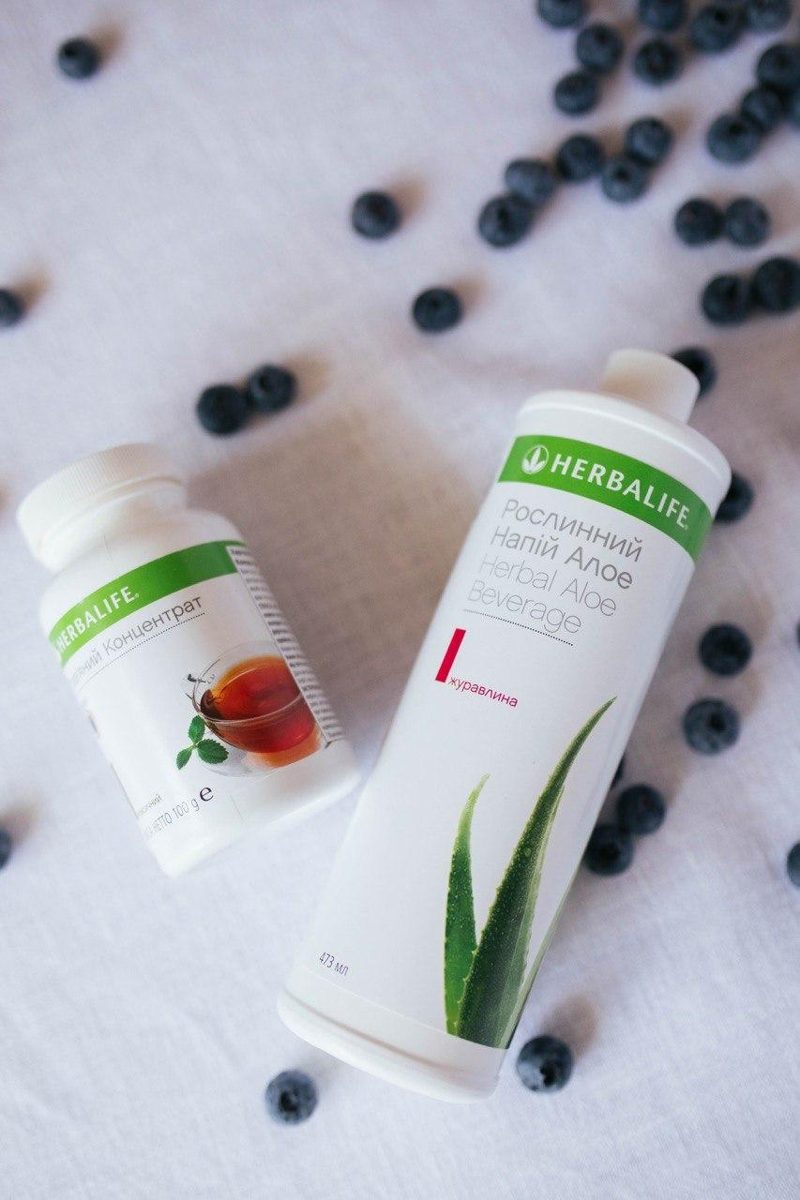 Napitak na bazi aloje i biljni napitak Herbalife